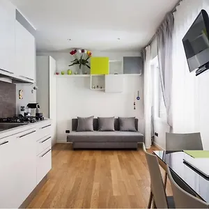  Apartment Delizioso Bilocale In Bocconi - Porta Romana Italien